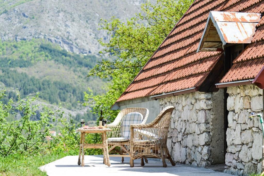 Вилла Grandma'S Hut Никшич Экстерьер фото